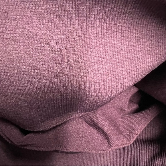 Lululemon Pants Women's 4 Maroon Ebb And Flow Crop Athletic Workout Gym Leggings - Picture 6 of 9